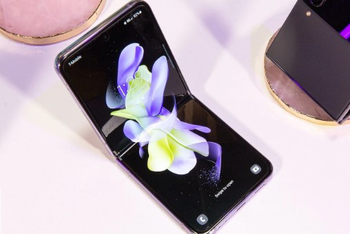 Screen Replacement Costs for Samsung Galaxy Fold in Australia